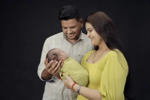 family newborn poses Patiala 2026
