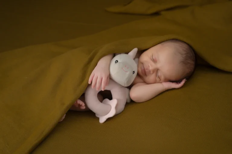 newborn photoshoot Patiala wrapped pose